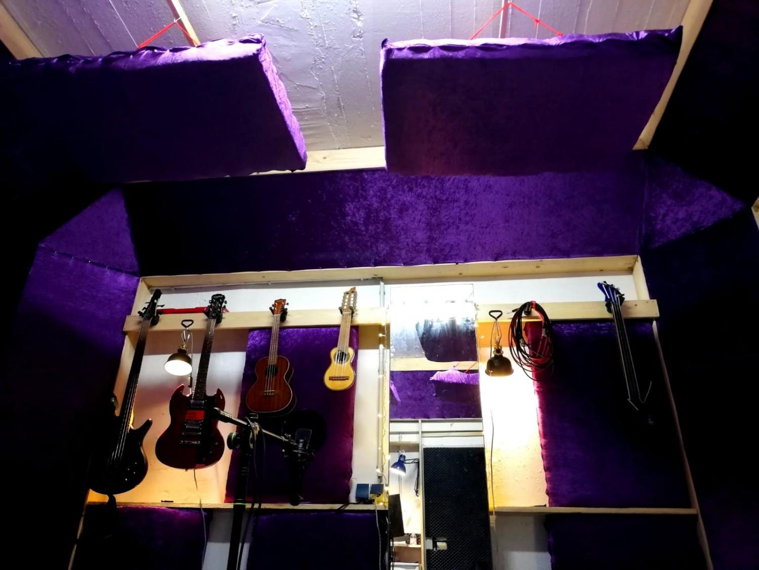 Historische Aufnahme eines Raum- oder Bühnenbereichs 16 im Musikerzentrum Rodgau