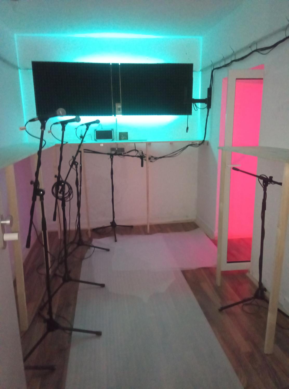 Historische Aufnahme eines Raum- oder Bühnenbereichs 21 im Musikerzentrum Rodgau