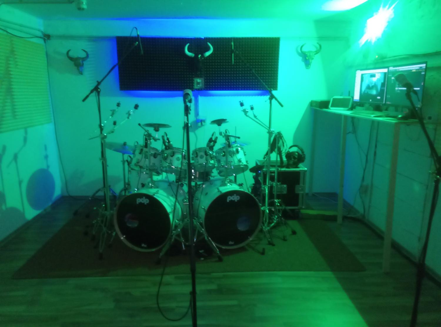 Historische Aufnahme eines Raum- oder Bühnenbereichs 32 im Musikerzentrum Rodgau